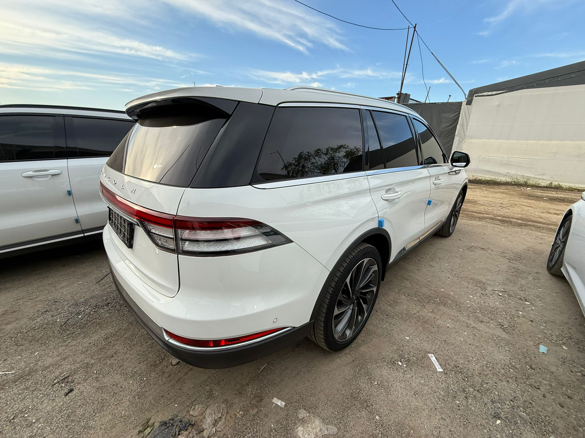 Lincoln Aviator: другой задний ракурс